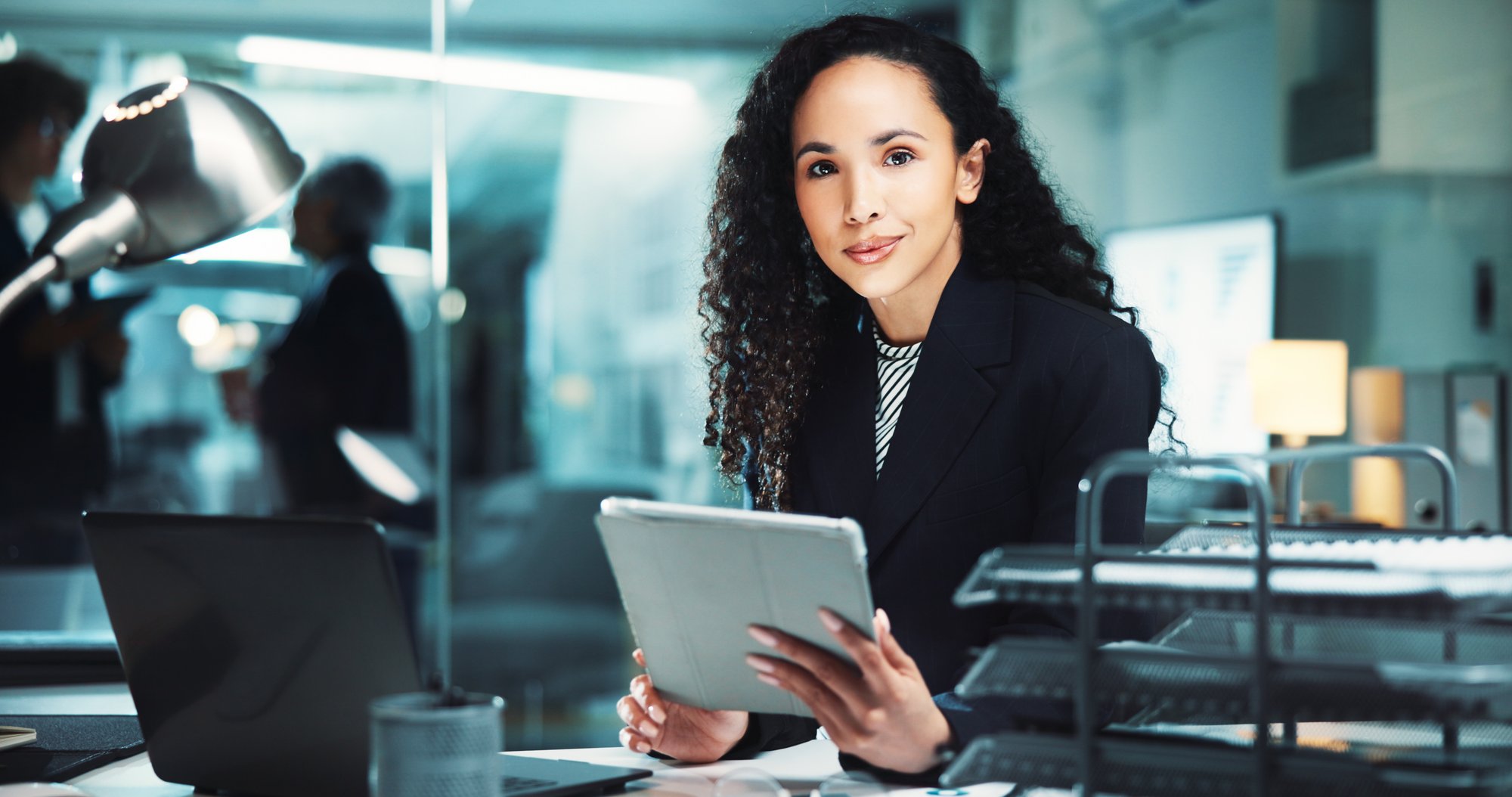 woman-working-with-tablet-in-modern-office-2026-01-09-09-52-23-utc
